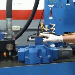 🔧💧 Guía completa de mantenimiento a sistemas hidráulicos: ¡Asegura su rendimiento óptimo!